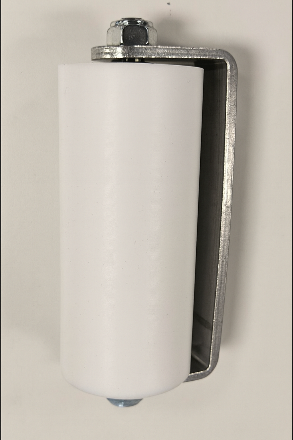 6" NYLON ROLLER with ALUM BRACKET - WHITE